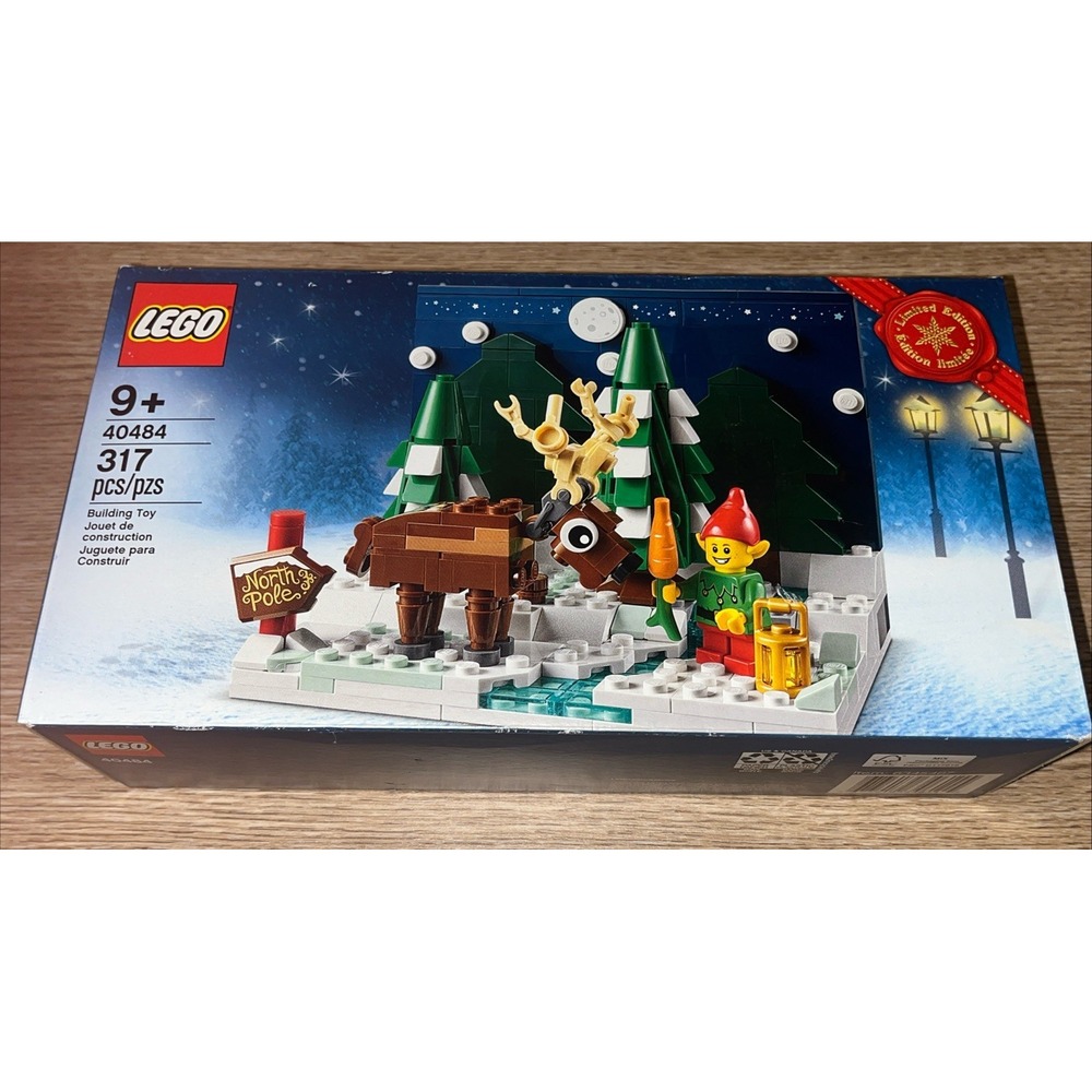 LEGO Winter Seasonal Santa's Front Yard #40484 Limited Edition New Sealed Box